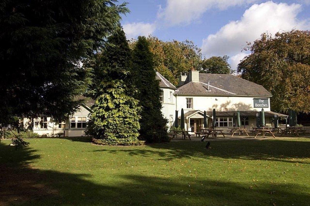 Premier Inn Wrexham North Экстерьер фото